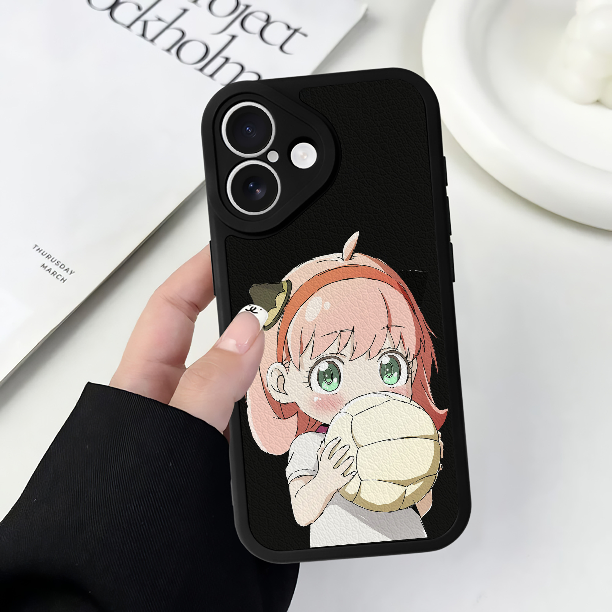 （画像用） SPY×FAMILY间谍家家酒 【iPhone 16シリーズ対応】シリコンスマホケース（レザー調） 材質：シリコン
